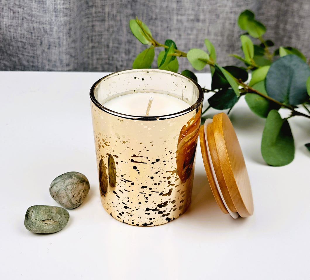 White Flowers Candle (Lily, Rose, Cyclamen, Aloe) - in Golden Jar with Wooden Lid | Soy Candle